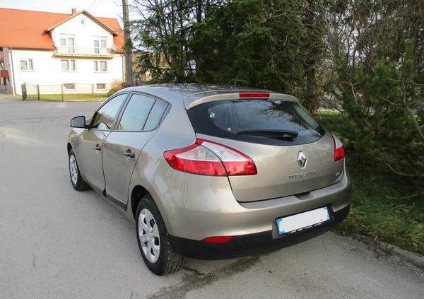 Renault Megane cena 18900 przebieg: 246100, rok produkcji 2009 z Suraż małe 121